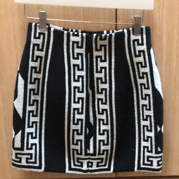 Zara Black/White Mini Skirt - Picture 3 of 5
